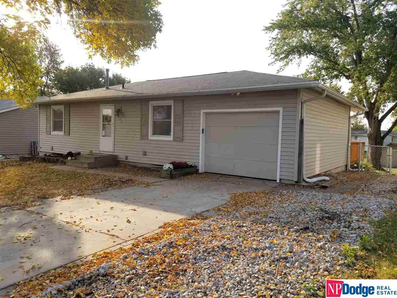 805 F Street - Photo 1