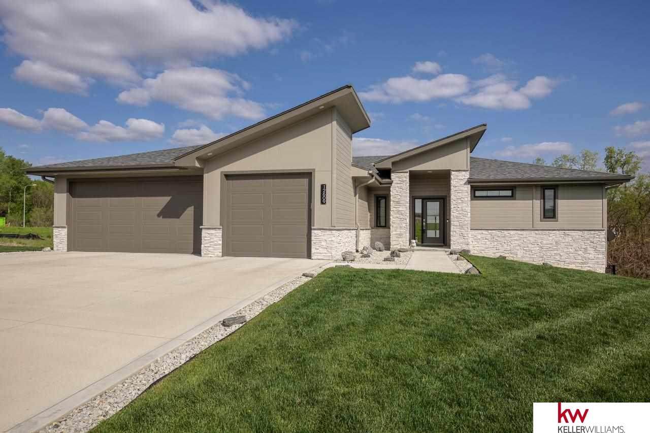 12609 161 Avenue - Photo 1