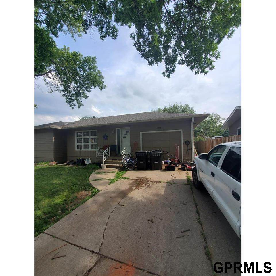 2015 9Th Street - Photo 1