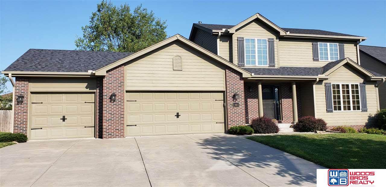7930 37th Street - Photo 1