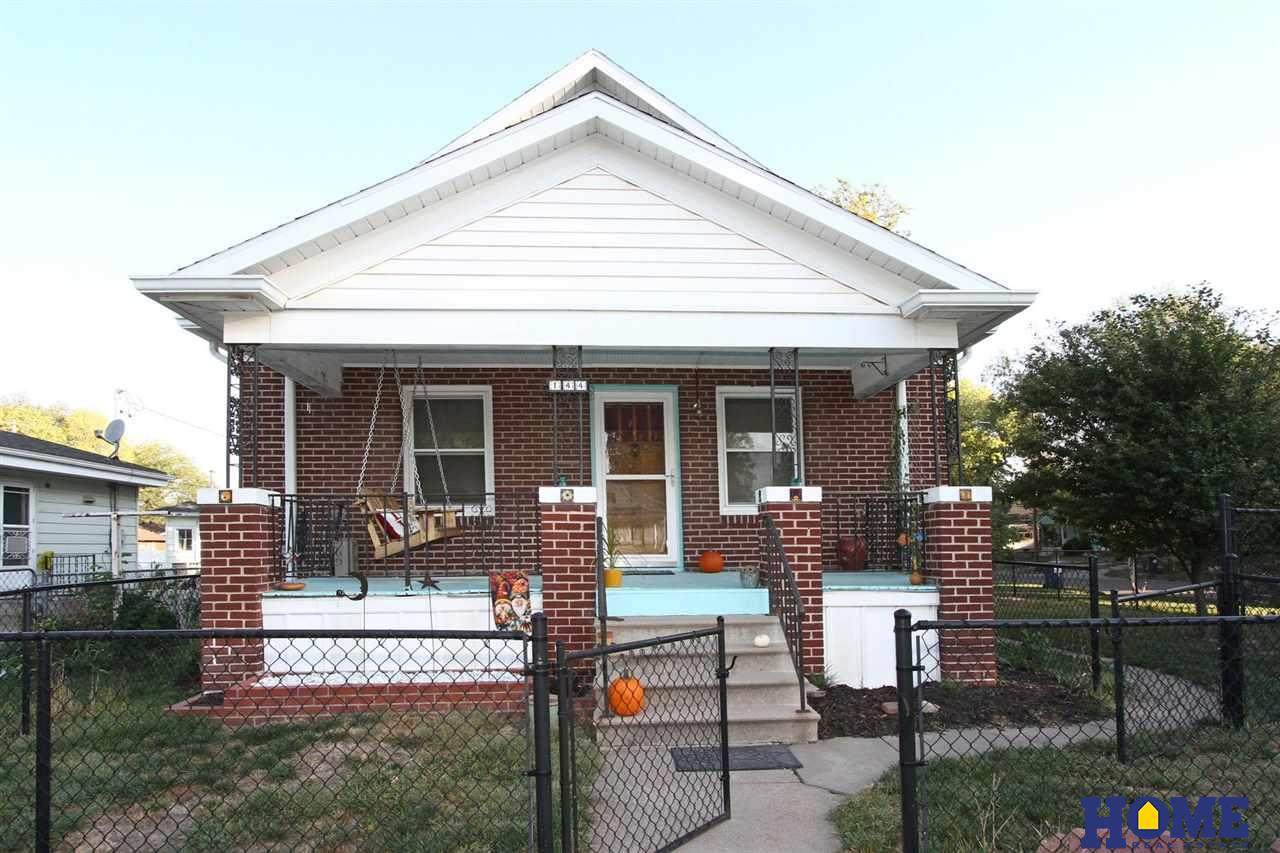 144 D Street - Photo 1