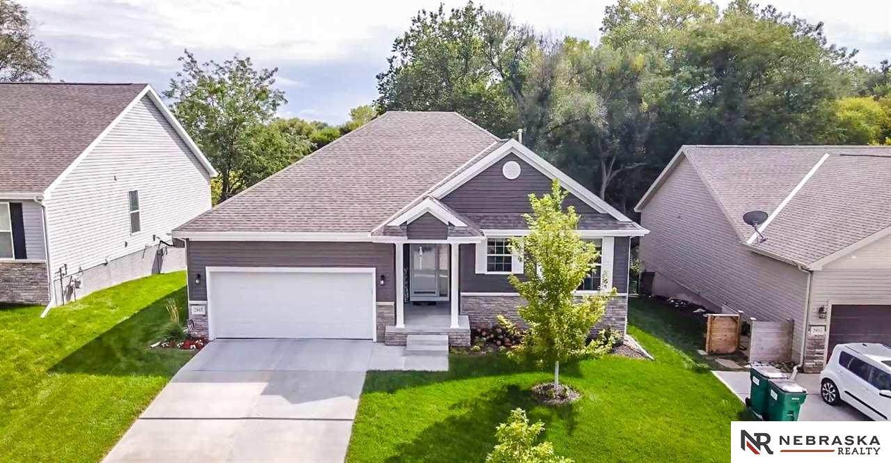2945 Peach Street - Photo 1