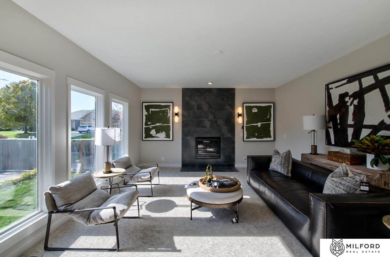 16423 W Street - Photo 1