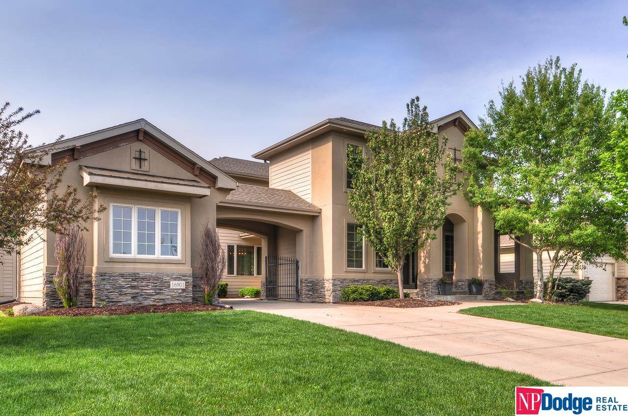 16901 Dora Hamann Parkway - Photo 1