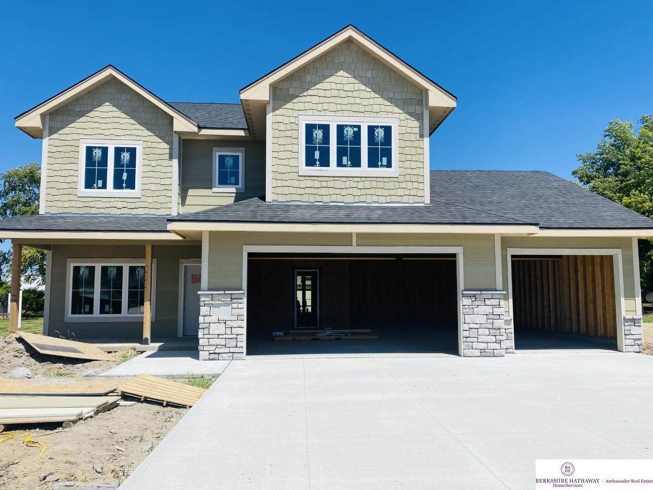 23824 Harvest Heights Circle - Photo 1