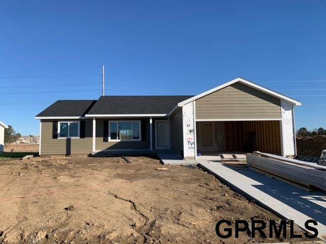 802 Sunridge Drive - Photo 1