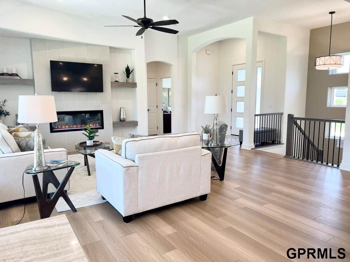 7402 168 Avenue - Photo 1