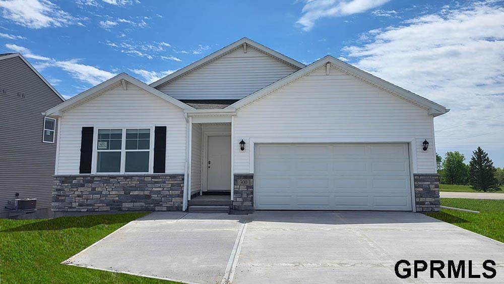 16401 Davidson Street - Photo 1