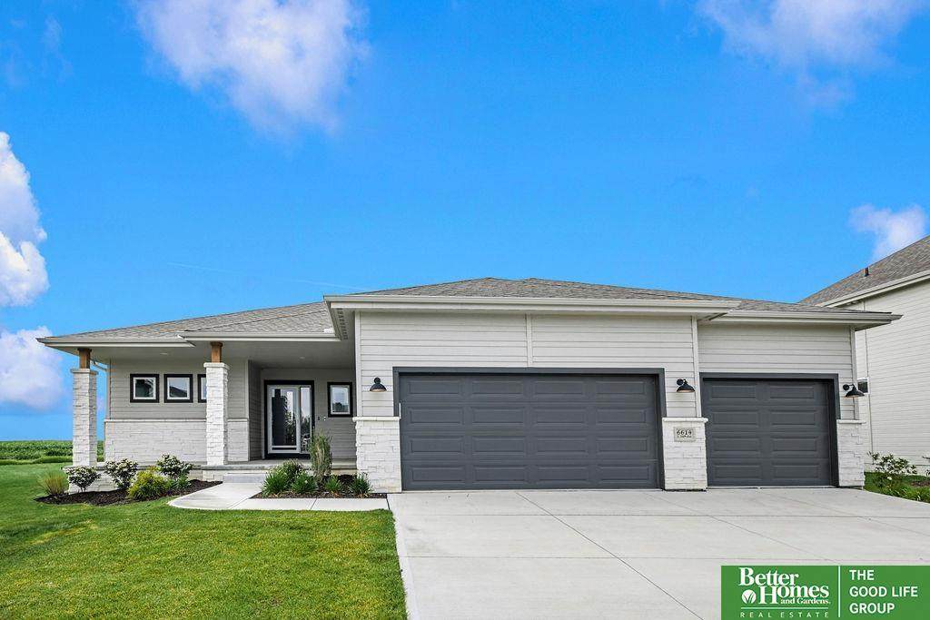 6614 200 Avenue - Photo 1