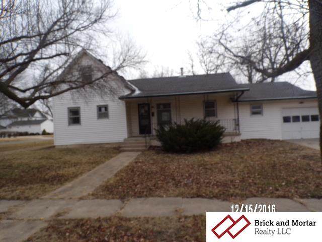 420 10th Street - Photo 1