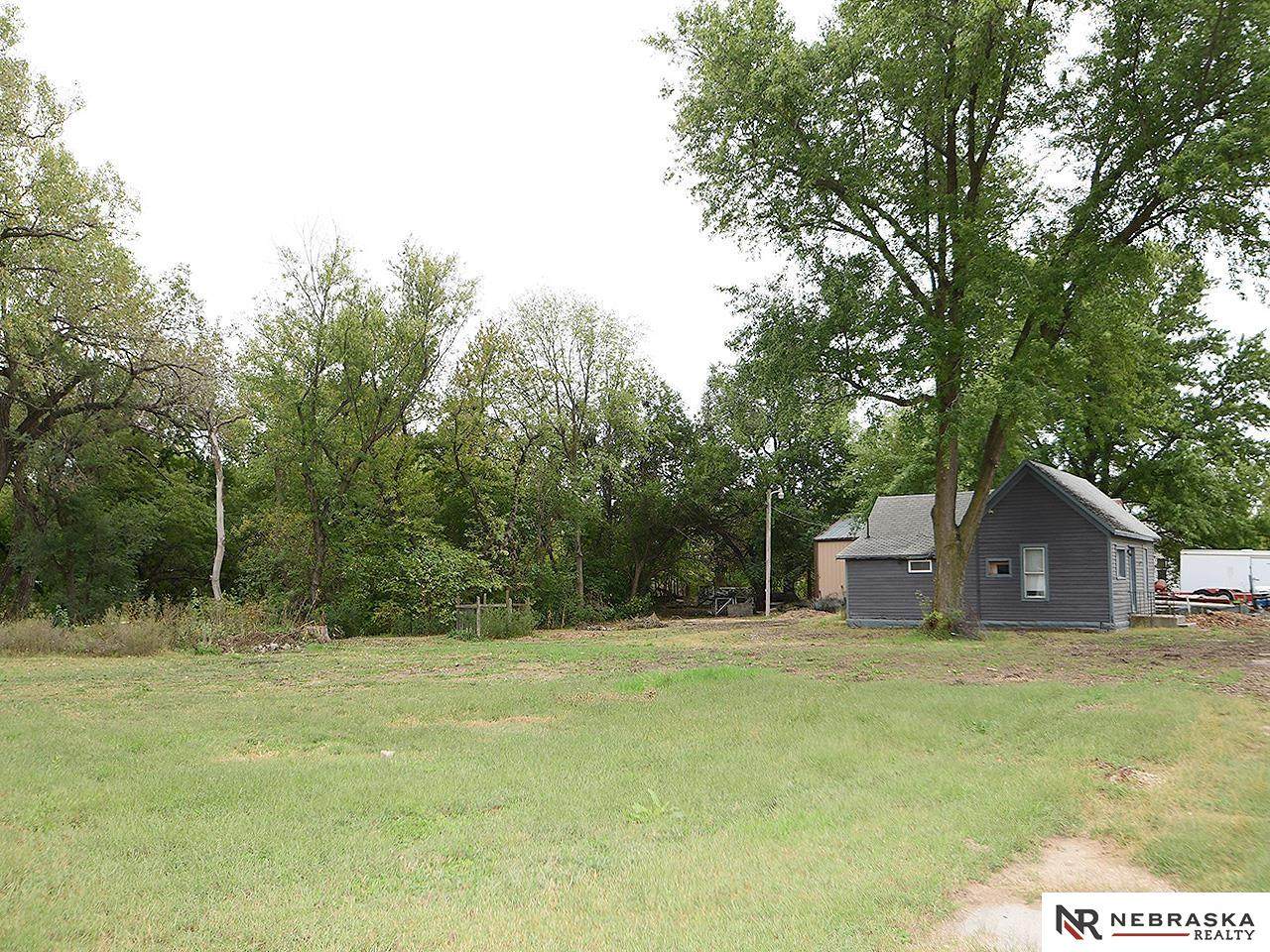 115 York Avenue - Photo 1