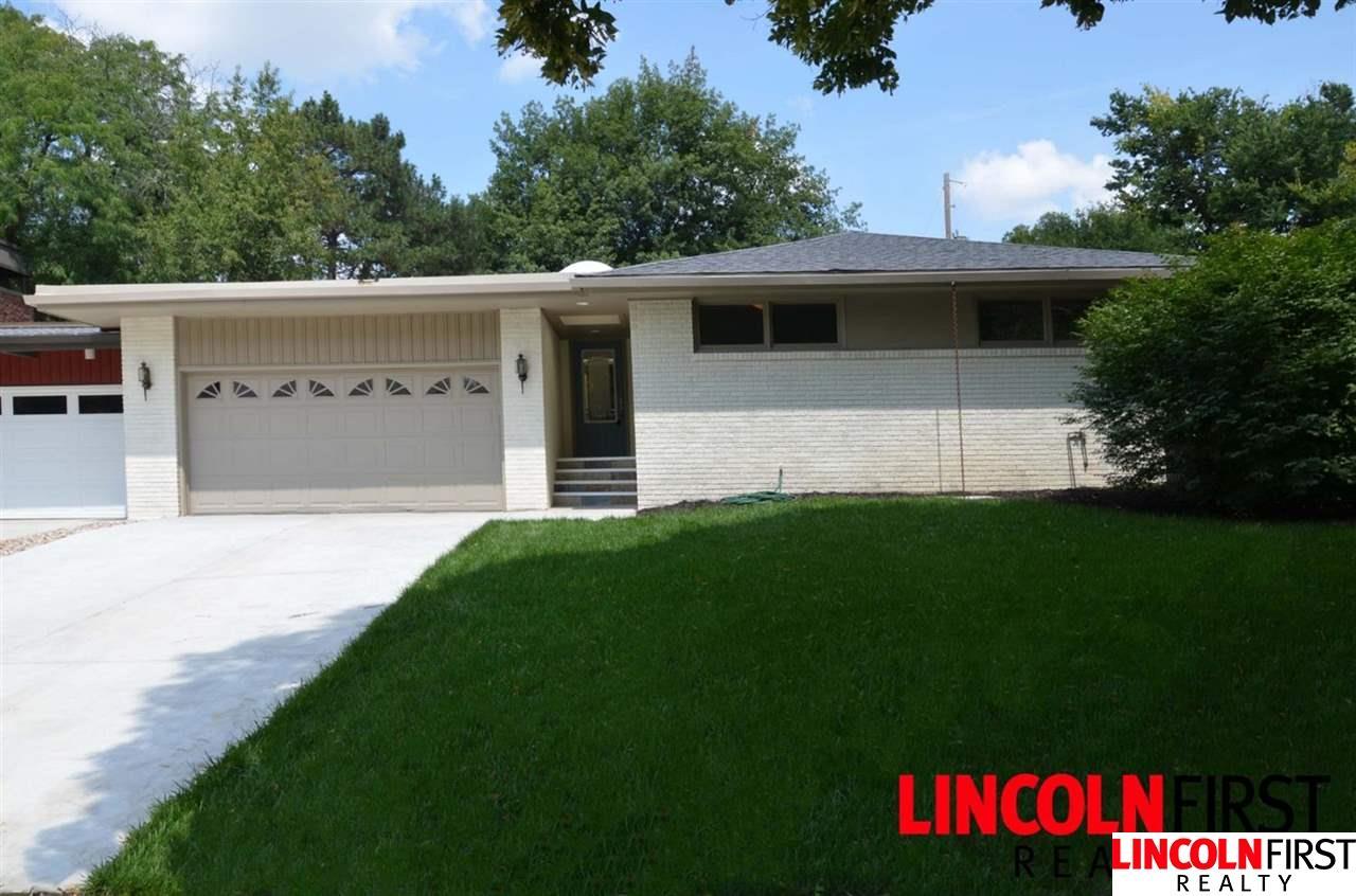 6130 Sumner Street - Photo 1