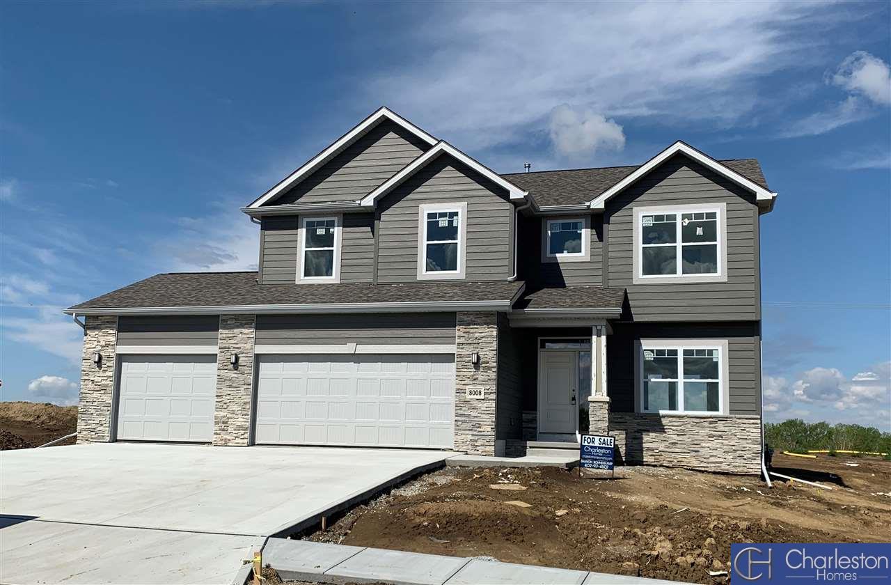 8008 167th Avenue - Photo 1