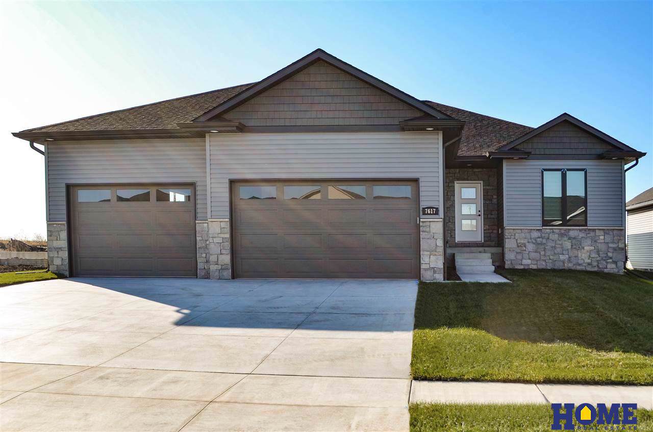 7617 Lilee Lane - Photo 1