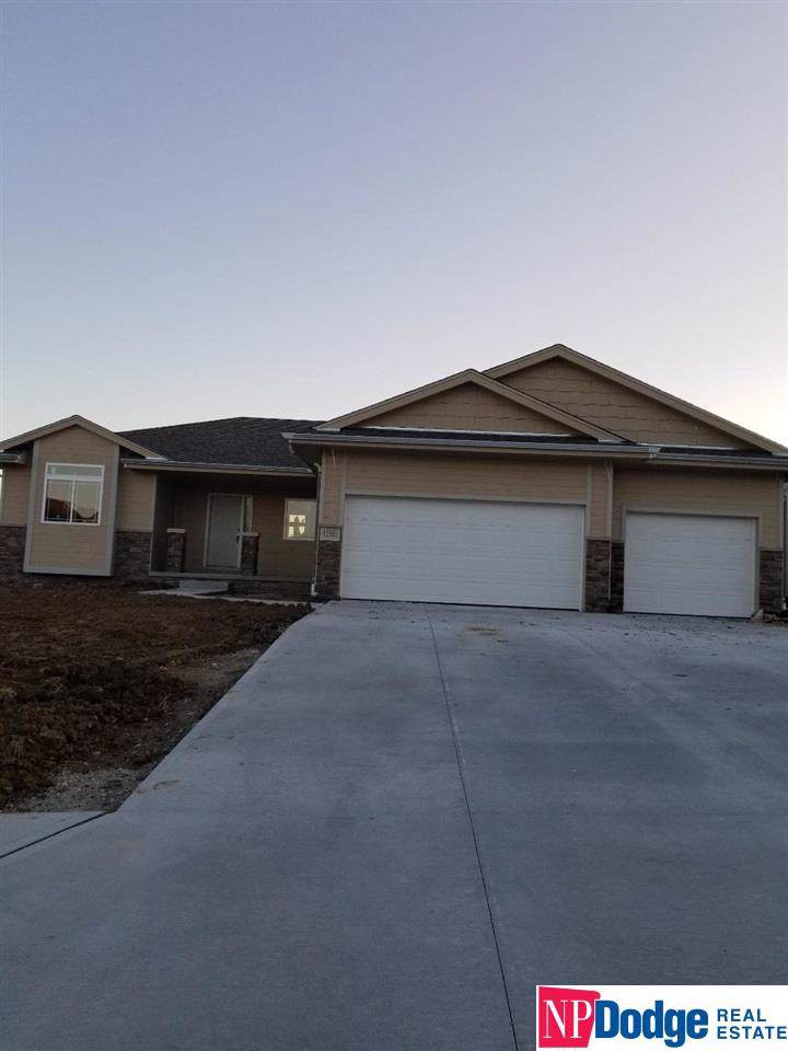 12301 Grebe Street - Photo 1