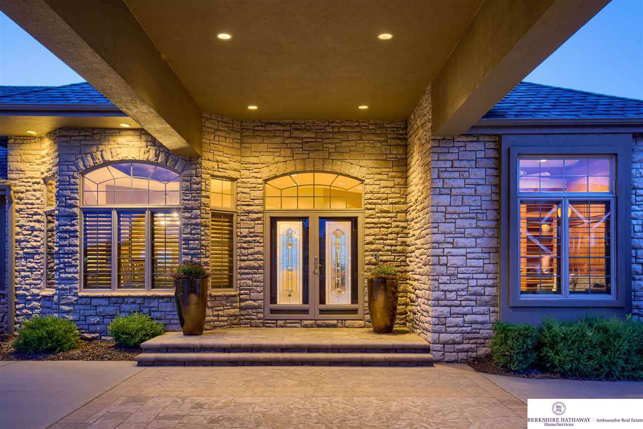 120 Lakeview Way - Photo 1