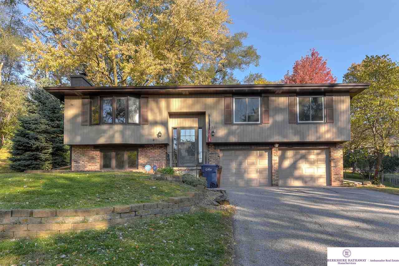211 Douglas Drive - Photo 1