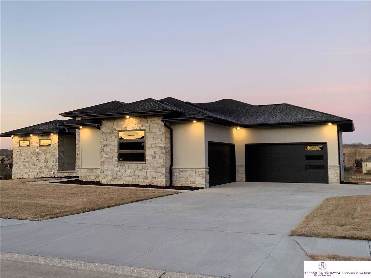11826 178 Circle - Photo 1