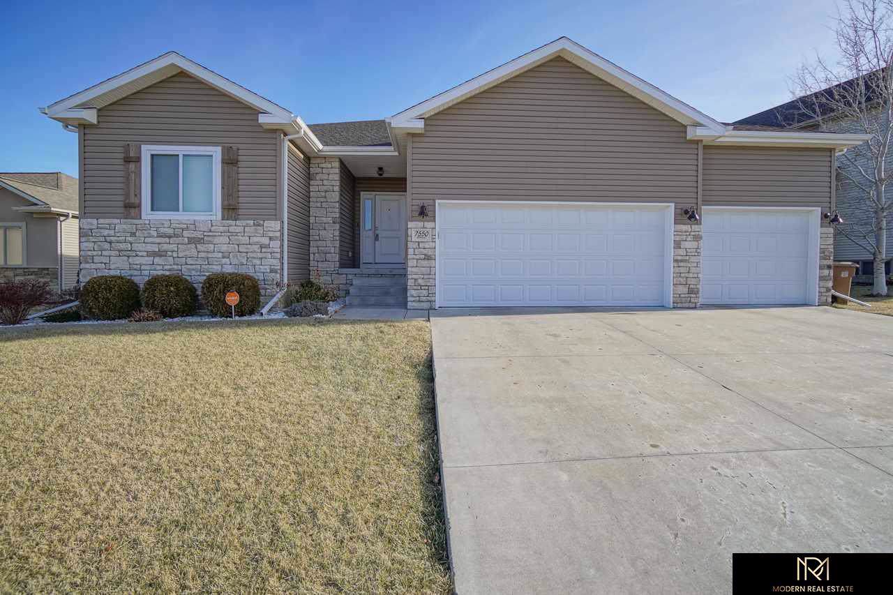 7550 Exbury Road - Photo 1