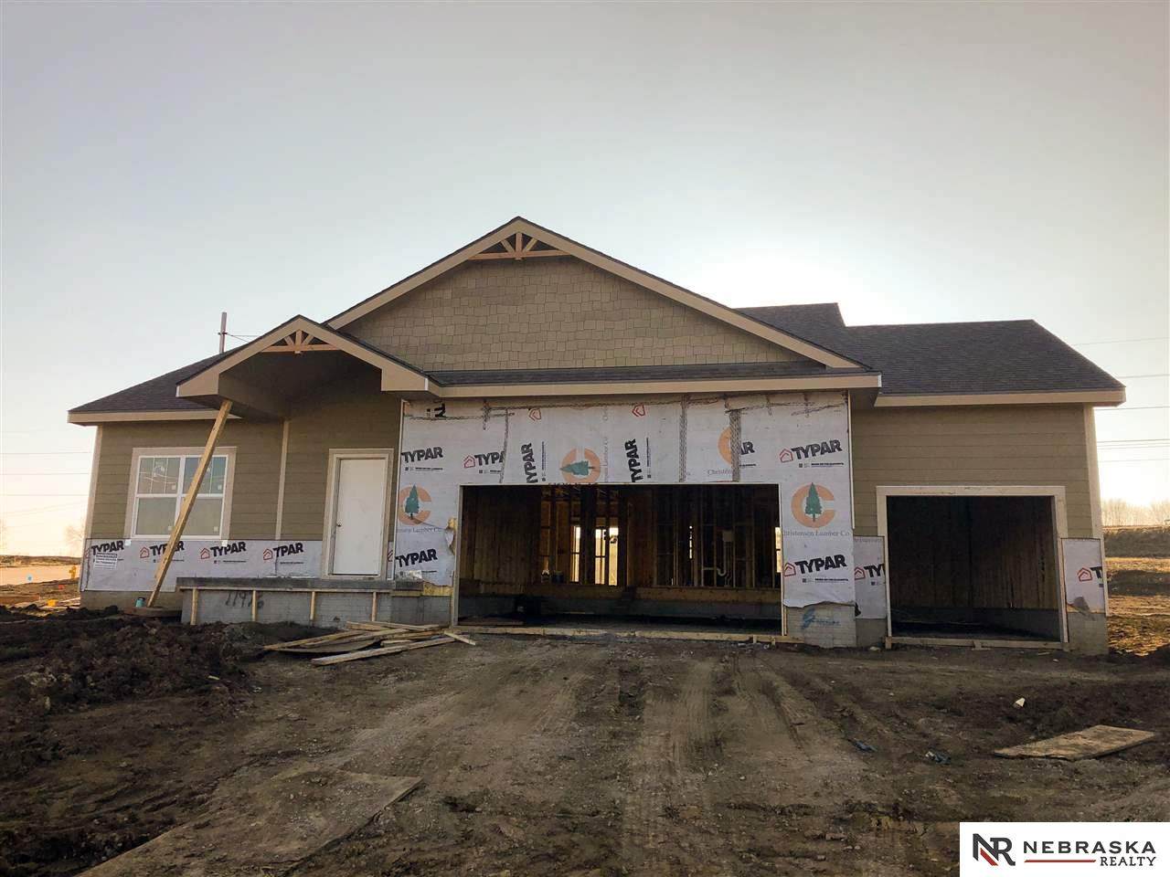 11976 113th Street - Photo 1