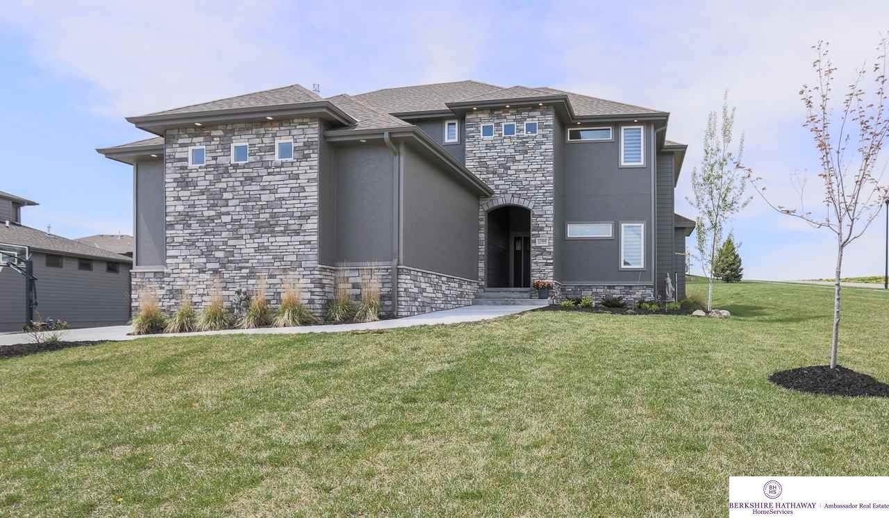11404 122nd Street - Photo 1