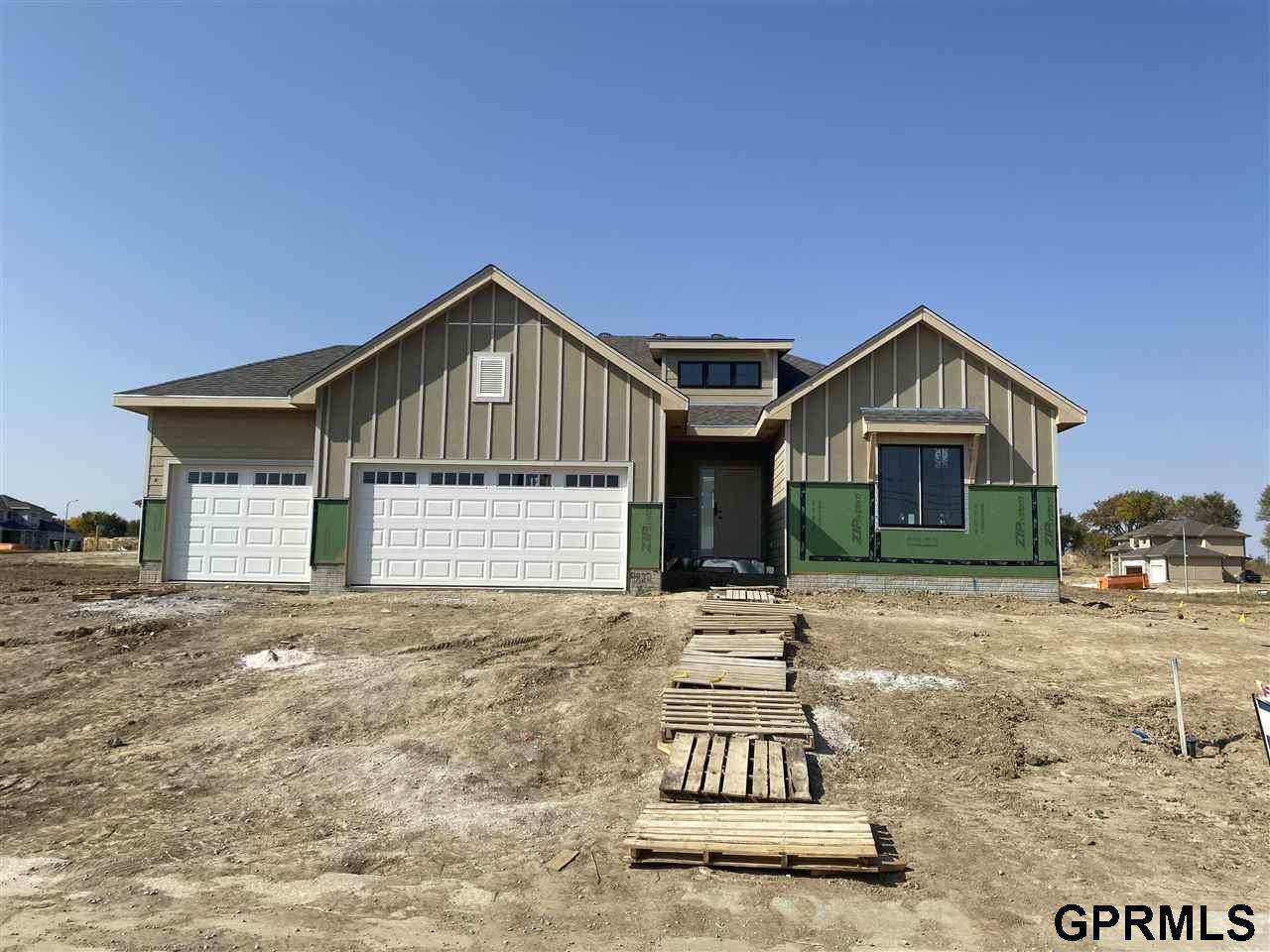 4822 187 Street - Photo 1