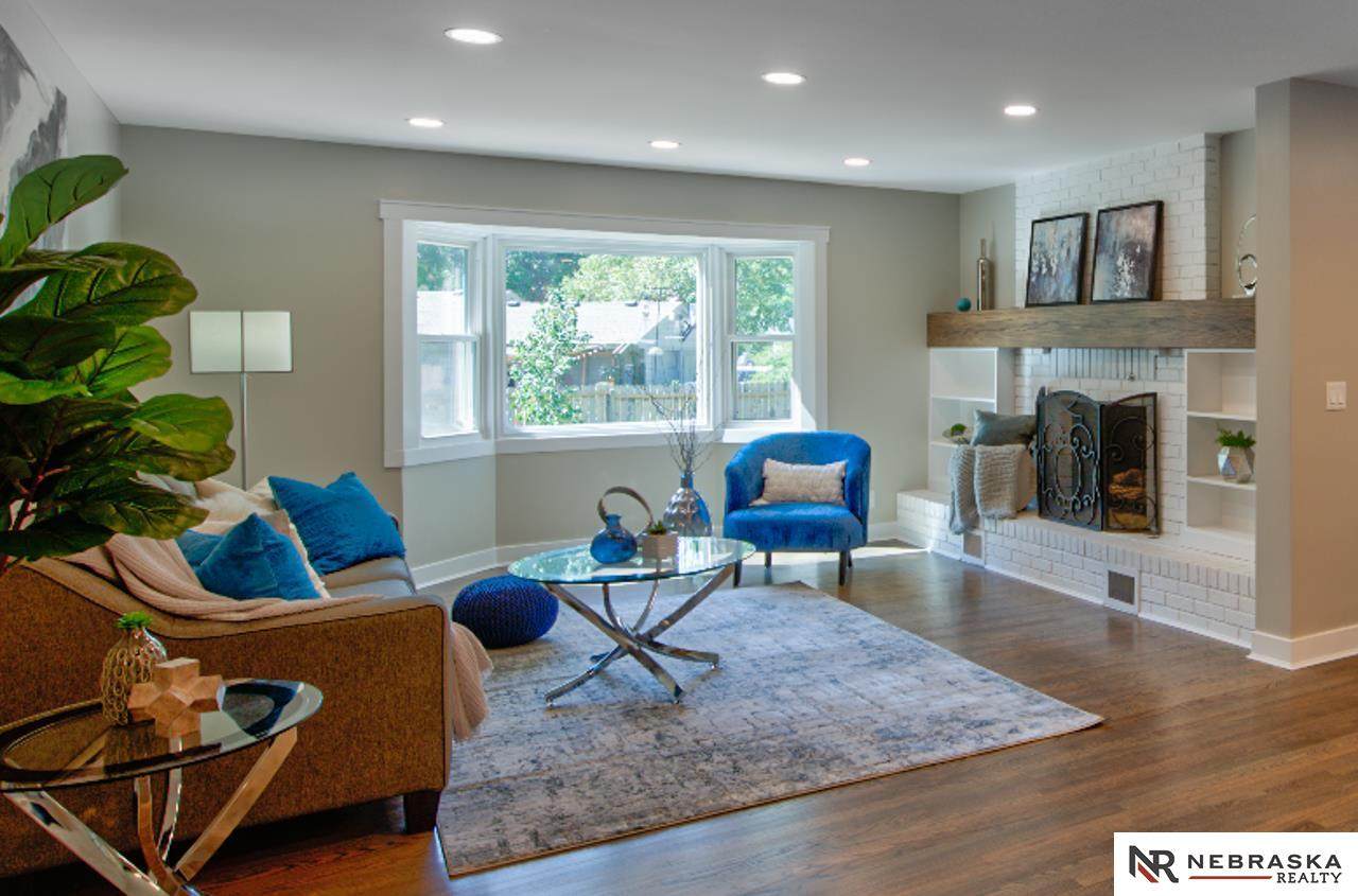 9829 Woolworth Avenue - Photo 1