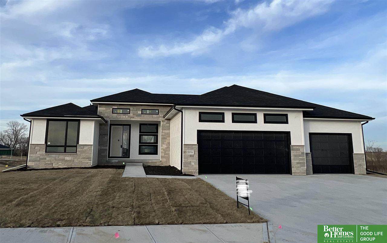 20714 Ellison Avenue - Photo 1