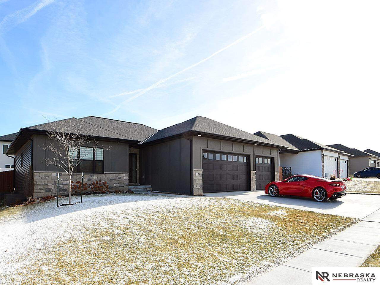 432 Deep Water Drive - Photo 1