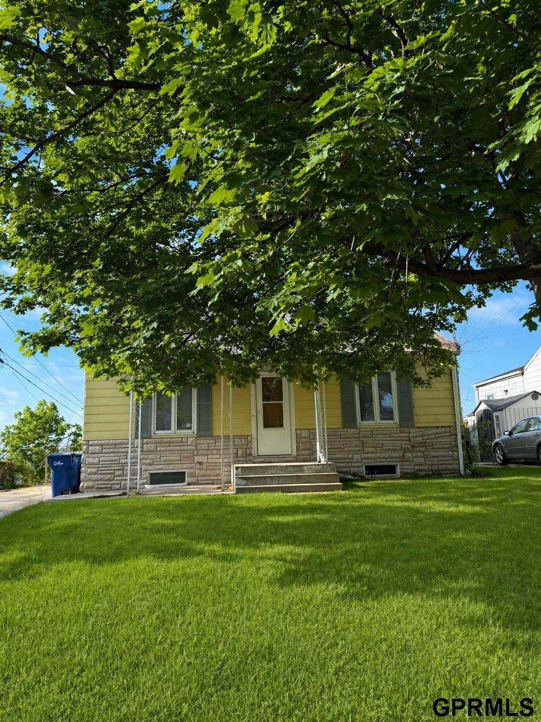 900 Mclaughlin Circle - Photo 1