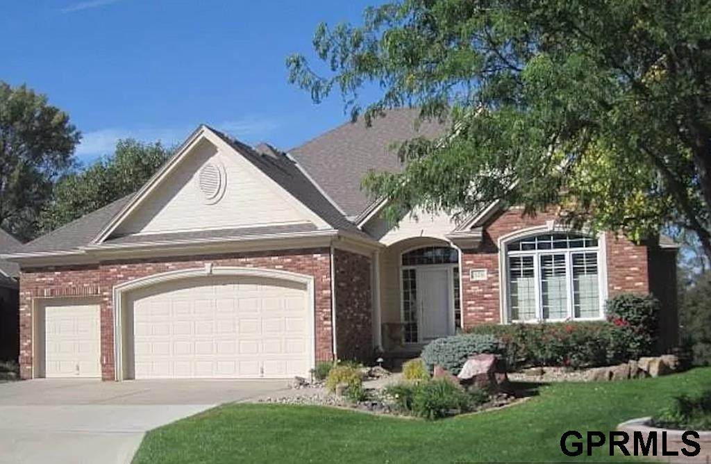21216 Arbor Court - Photo 1