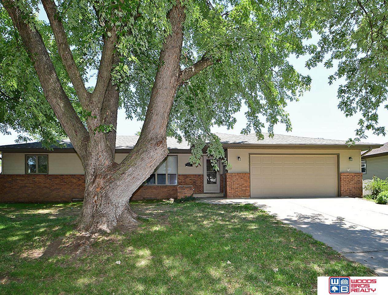 1712 15th Street - Photo 1