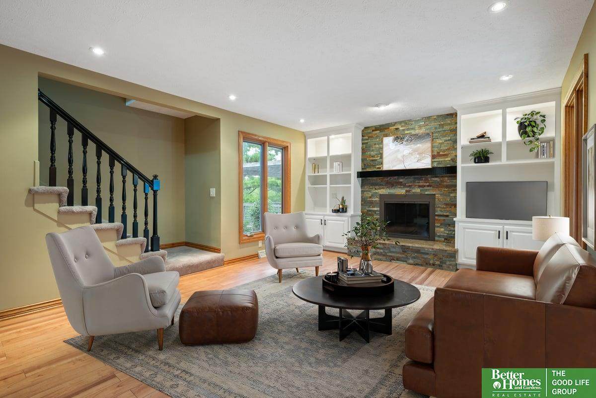 11105 62nd Street - Photo 1