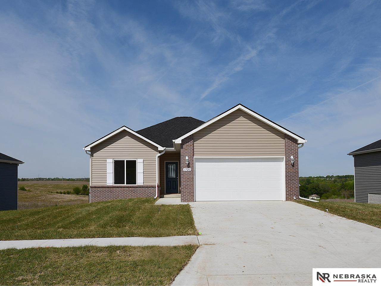 1720 Morgan Drive - Photo 1