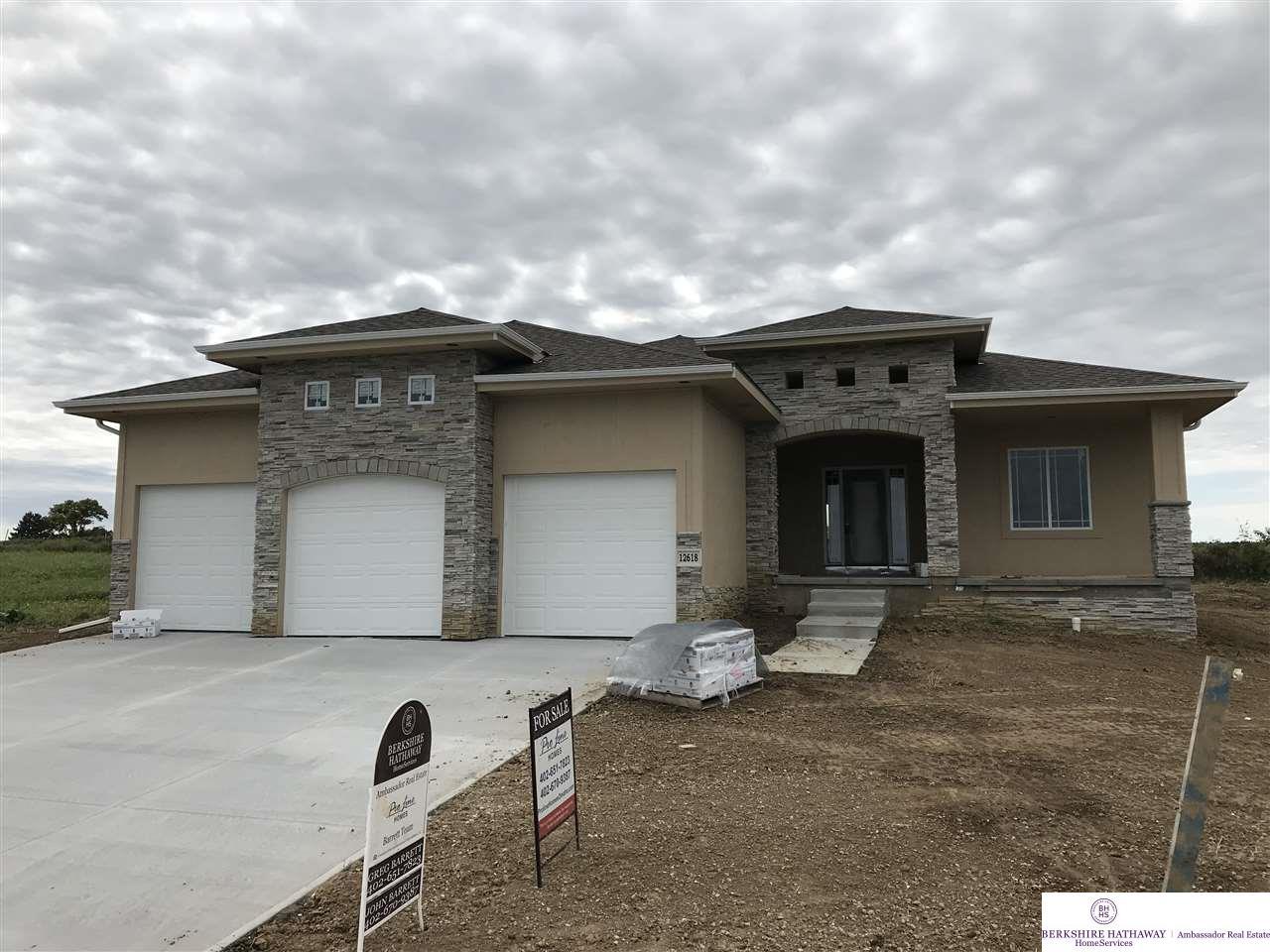 12618 78 Street - Photo 1