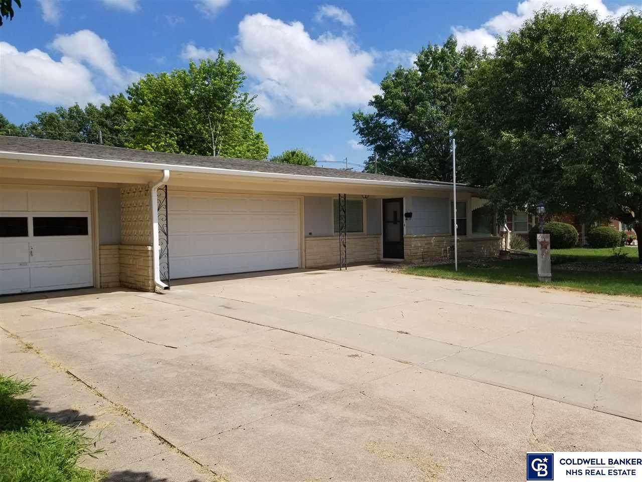 620 Mayhew Avenue - Photo 1