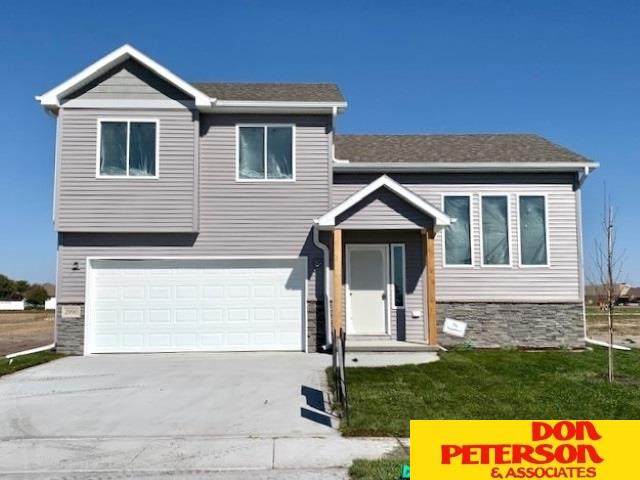 2990 Cottage Grove Lane - Photo 1
