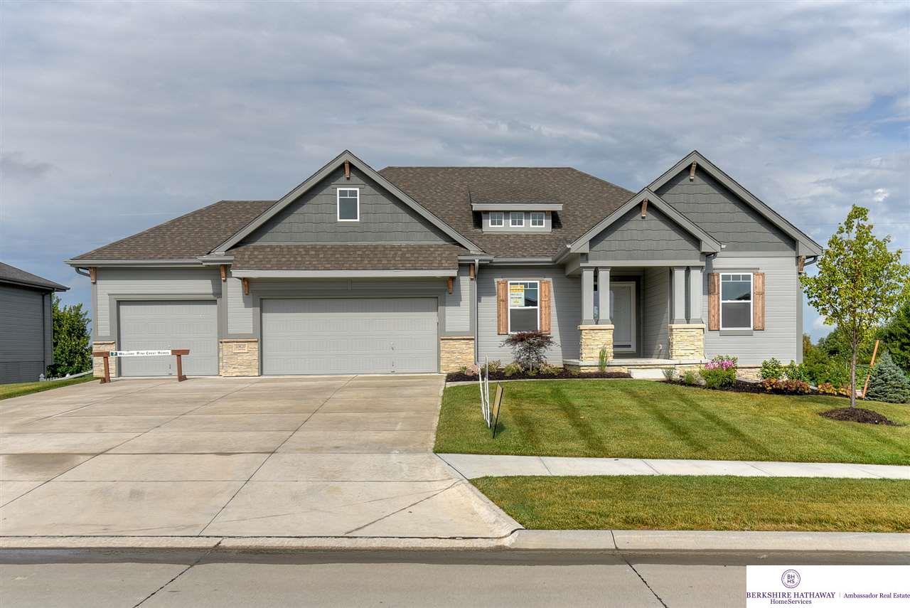 10620 191 Avenue - Photo 1