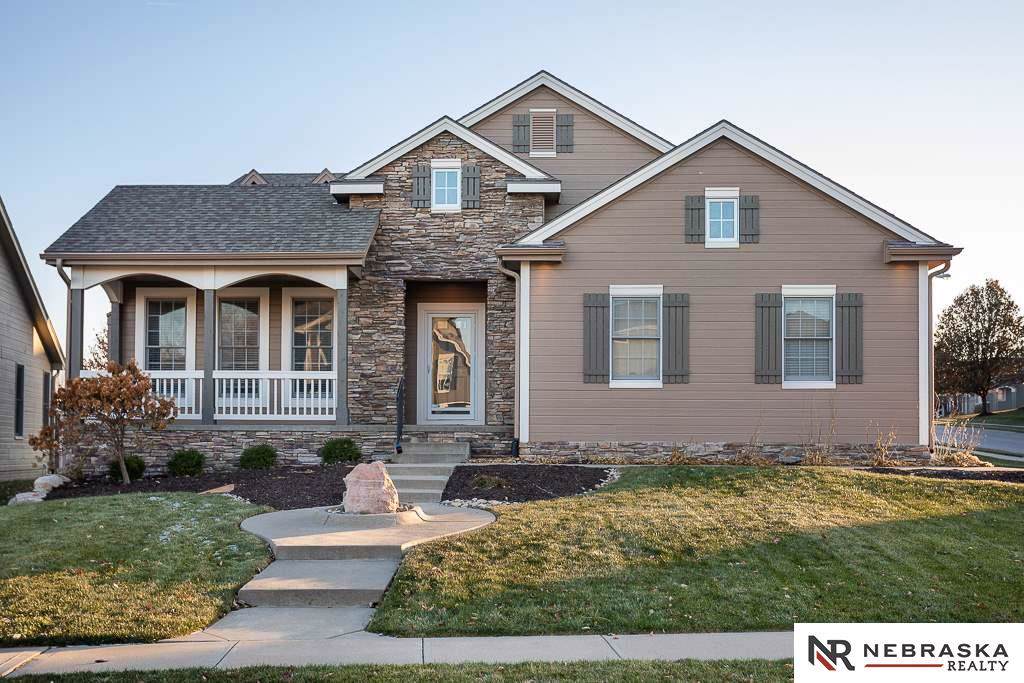 14889 Himebaugh Circle - Photo 1