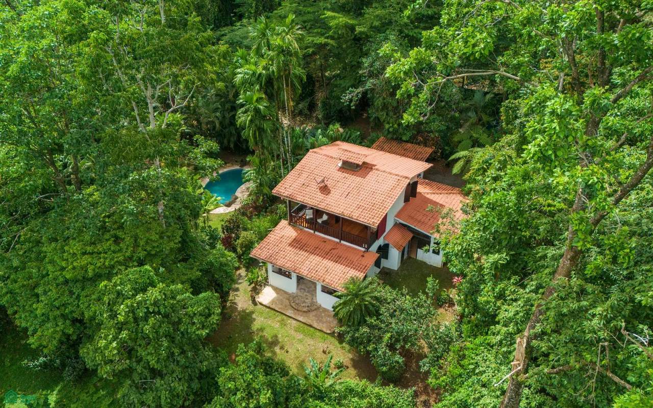  Playa Chiquita Miraflores Eco-Lodge - Photo 1
