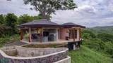  Eco Jungle Retreat With Mountain Views - Photo 2
