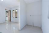2 Cartagena Downtown Av - Photo 9