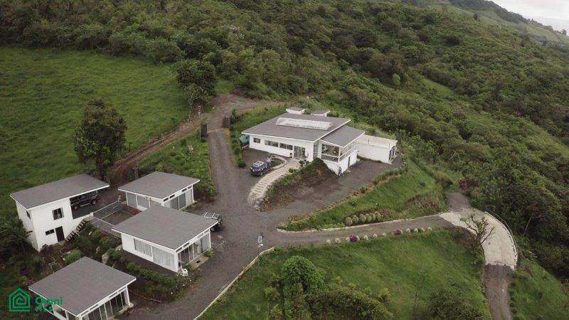 Lake Arenal View Tronadora Retreat - Photo 1