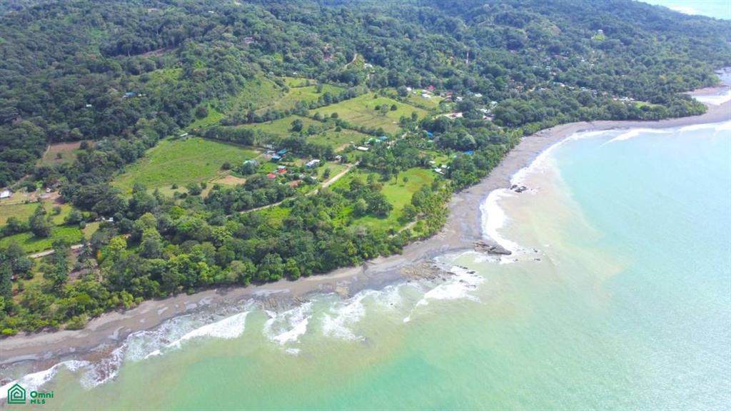  Address Not Published - Photo 1