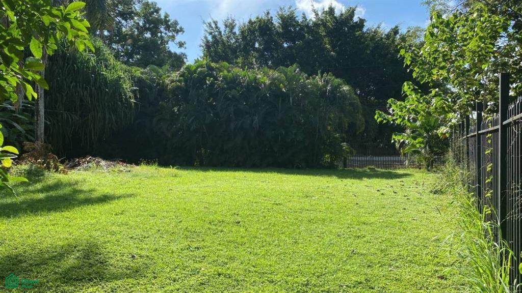  Address Not Published - Photo 1