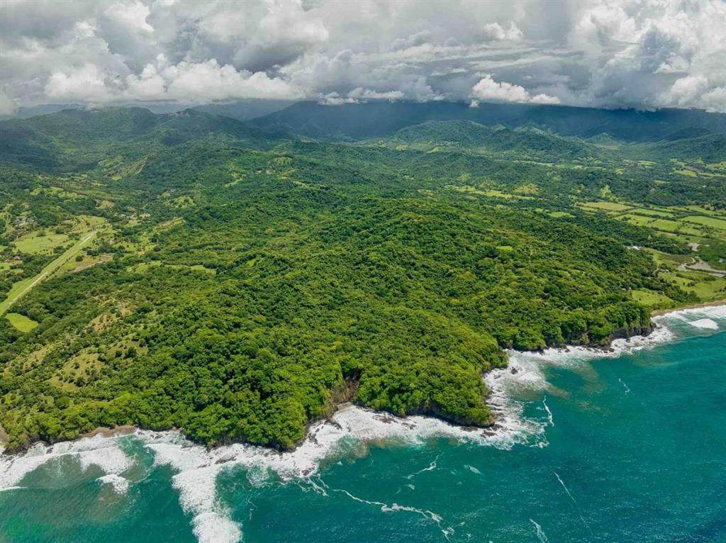  Rare Titled Oceanfront Development Land - Photo 1