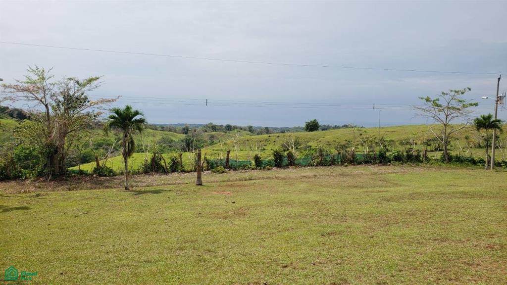  Address Not Published - Photo 1