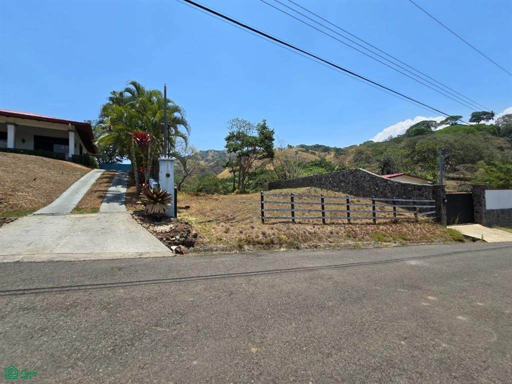  Address Not Published - Photo 1