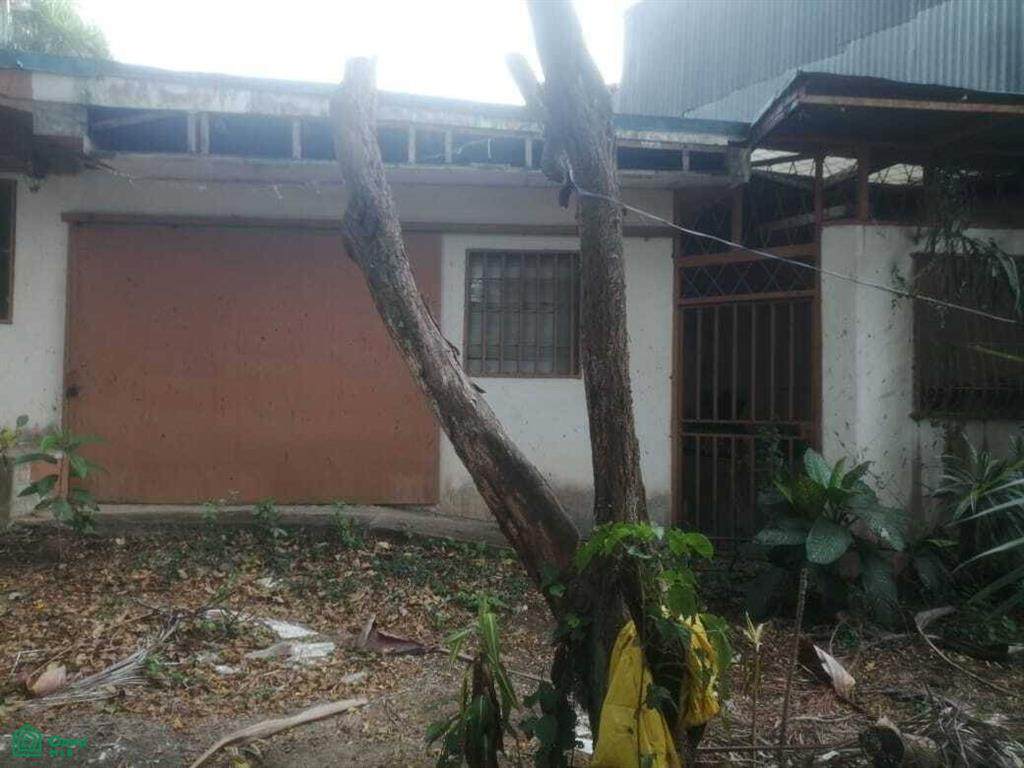  Address Not Published - Photo 1