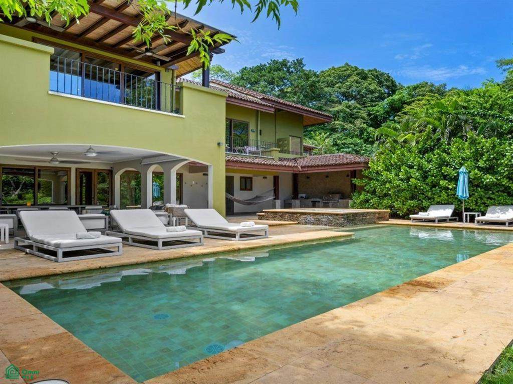  Villa Carao 11 - Photo 1